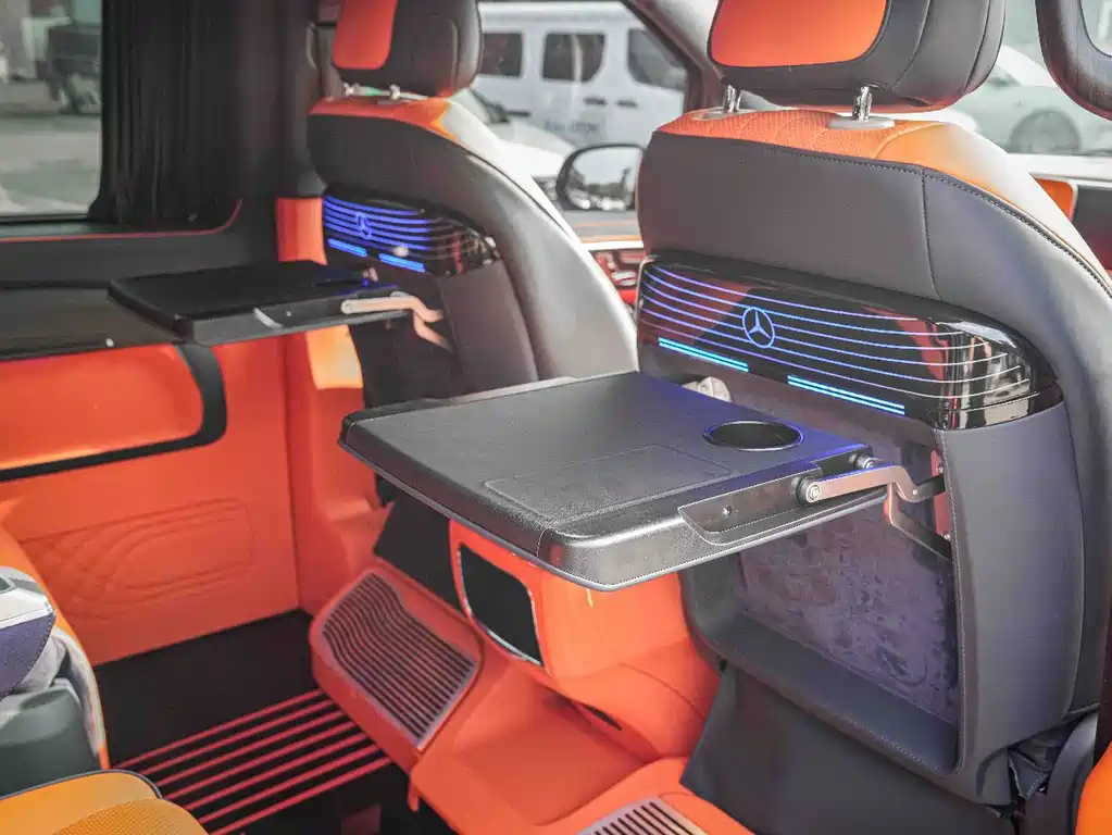 Mercedes-Benz Vito 2021 2.0T Elite 7 мест
