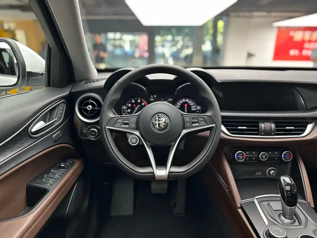 ALFA ROMEO STELVIO