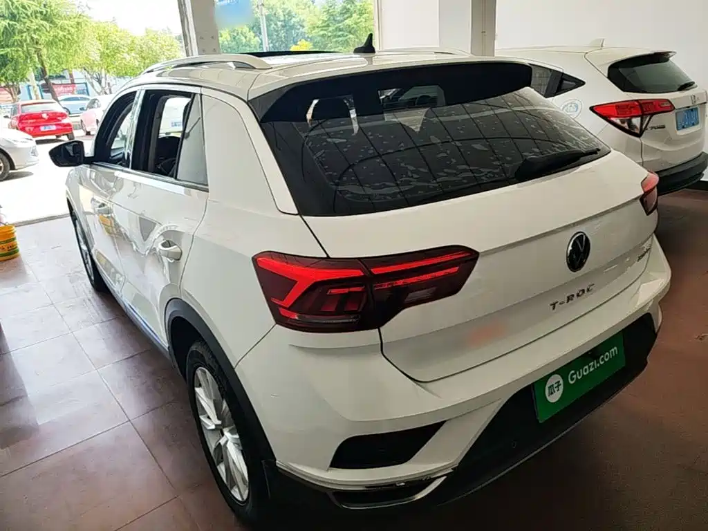 Volkswagen T-Roc — миниатюра 5