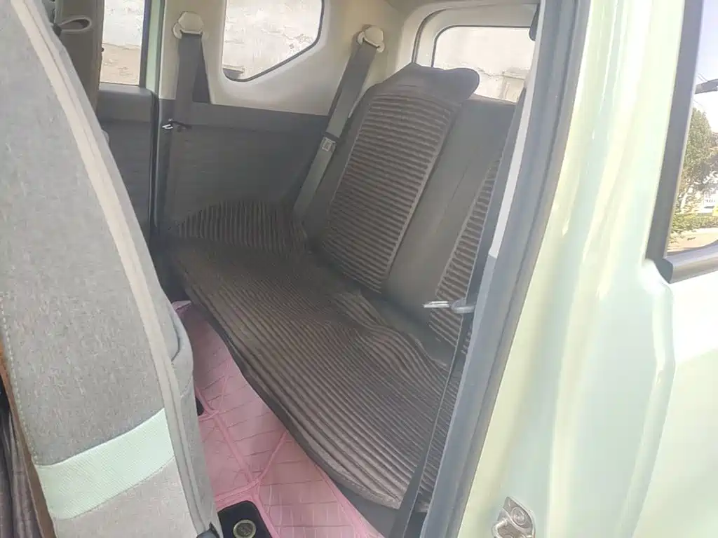 Wuling MINIEV — миниатюра 17