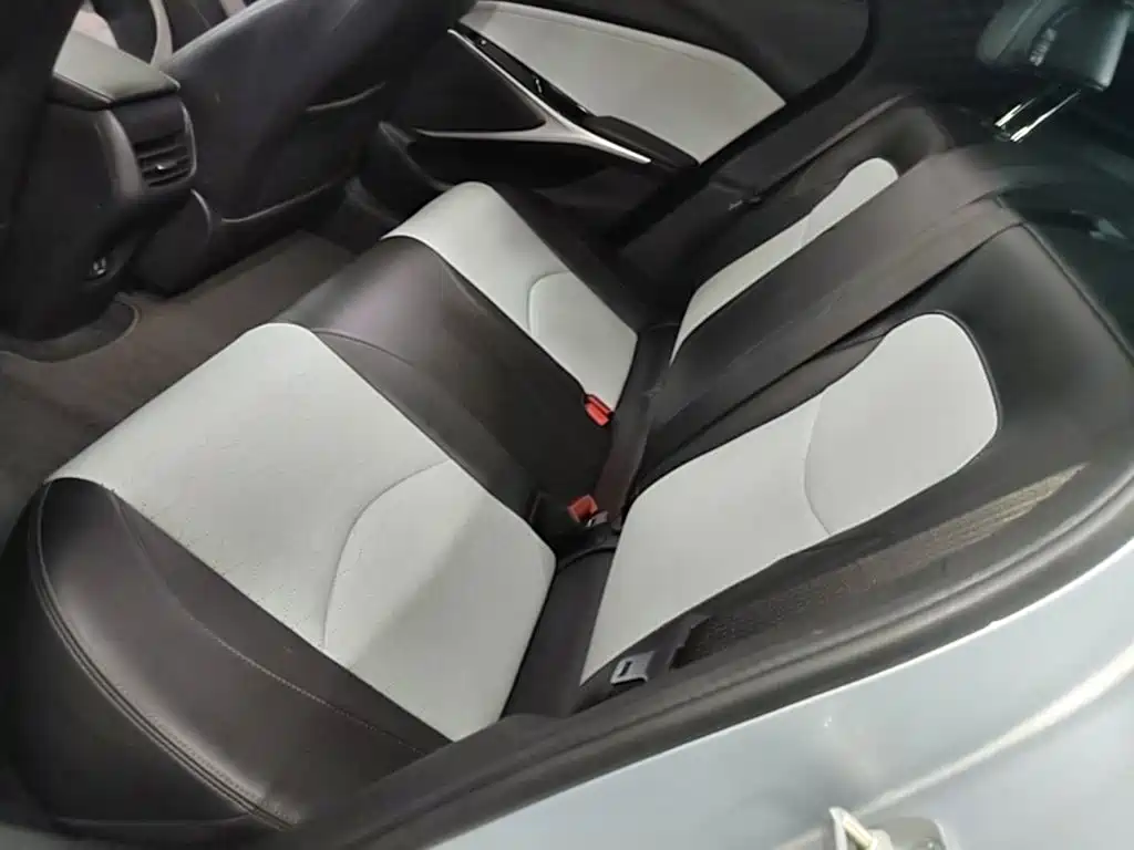 Chevrolet Menlo — миниатюра 17