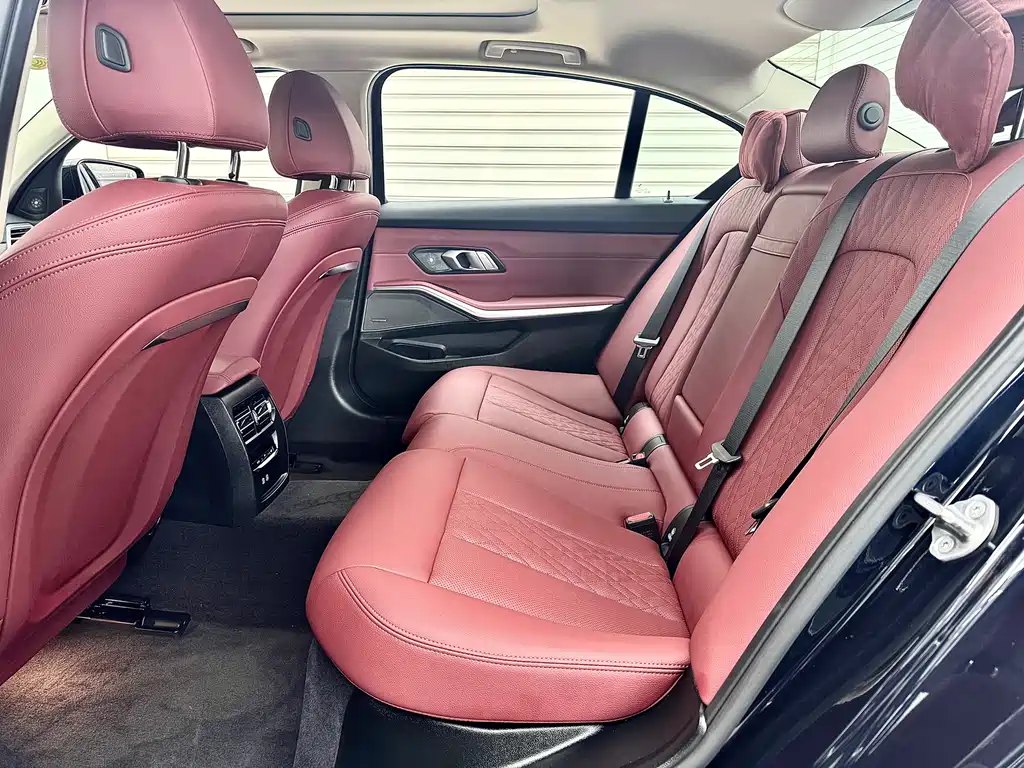 BMW i3 2025 eDrive 40 L Sport