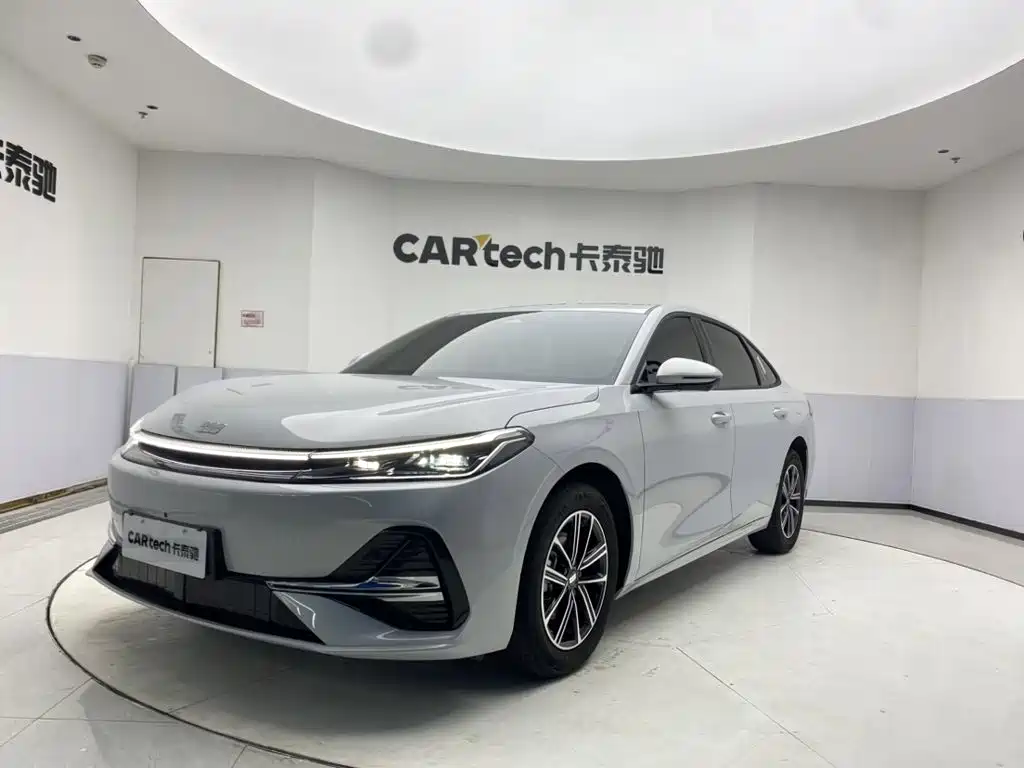 Geely Galaxy Galaxy A7 EM