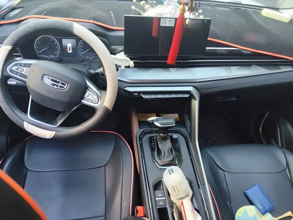 Geely Vision X6 — миниатюра 13
