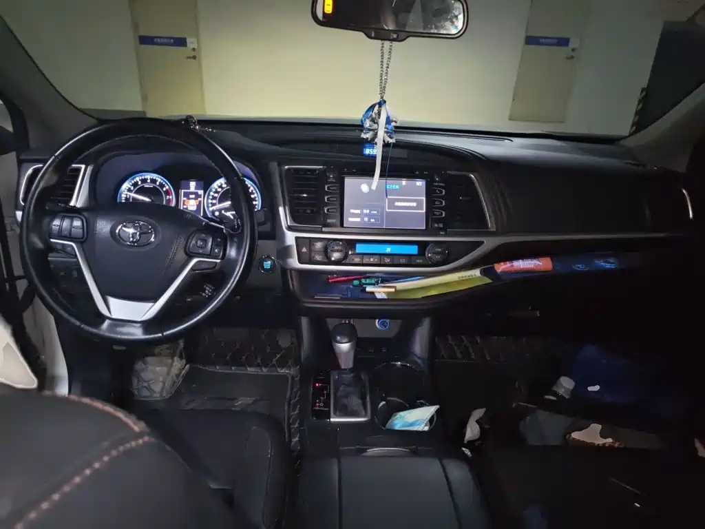 Toyota Highlander — миниатюра 5