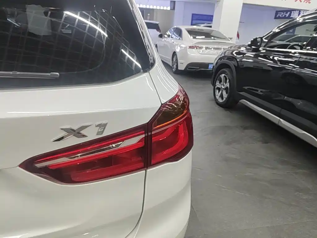 BMW X1 — миниатюра 8