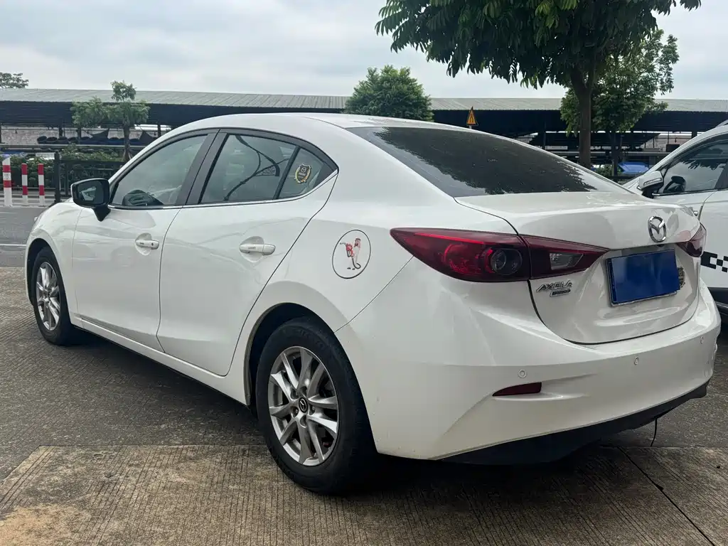 Mazda 3 Axela — миниатюра 7