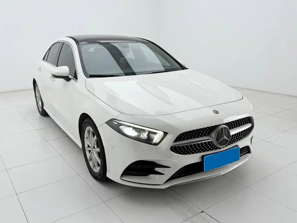 Mercedes-Benz A-Class — миниатюра 3