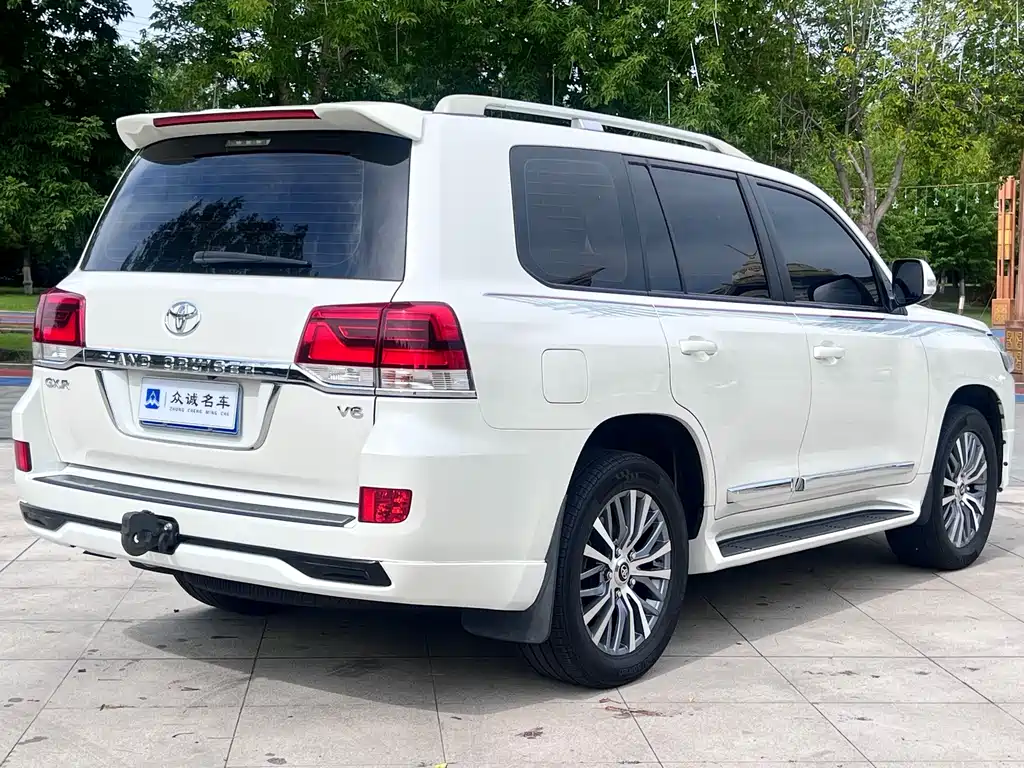 Toyota Land Cruiser 2019 4.0L AT