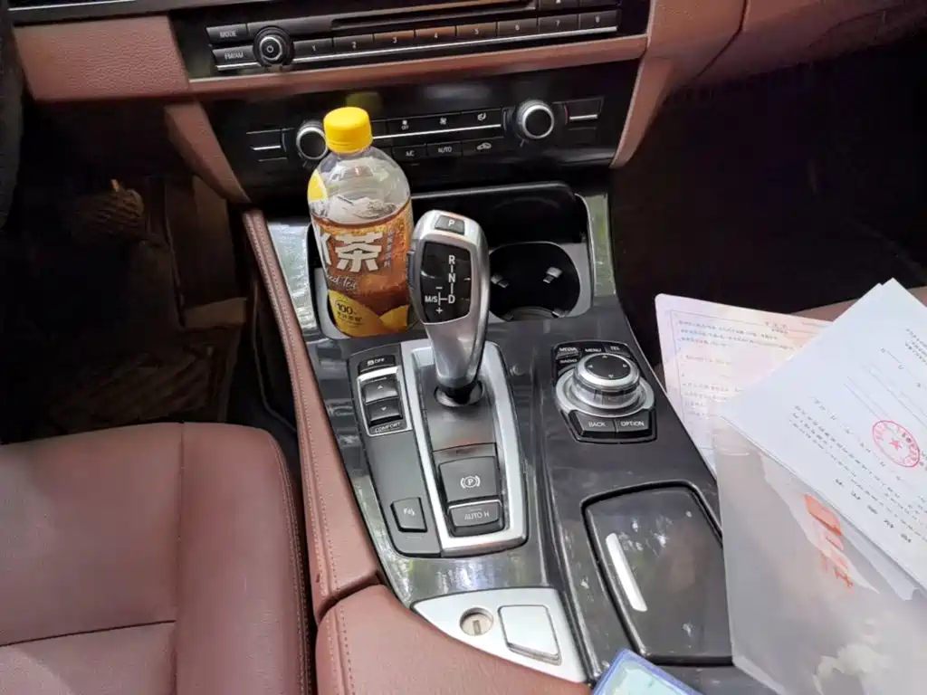 BMW 5 Series (Import) — миниатюра 14