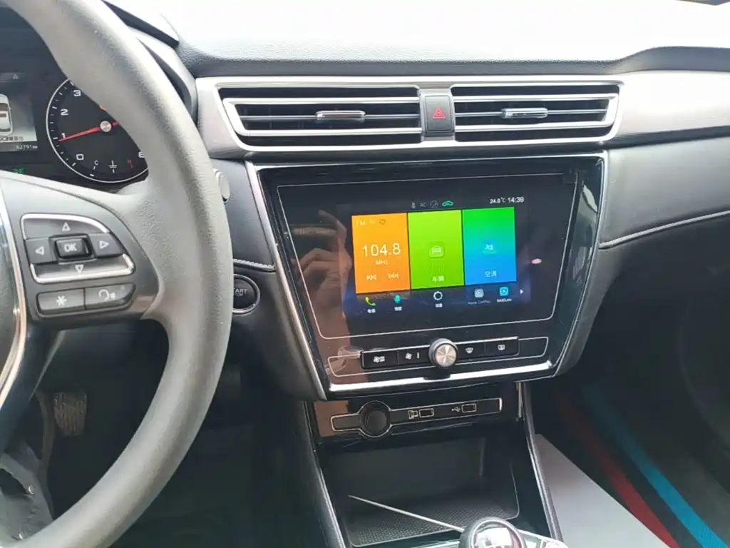 Roewe i5 — миниатюра 13