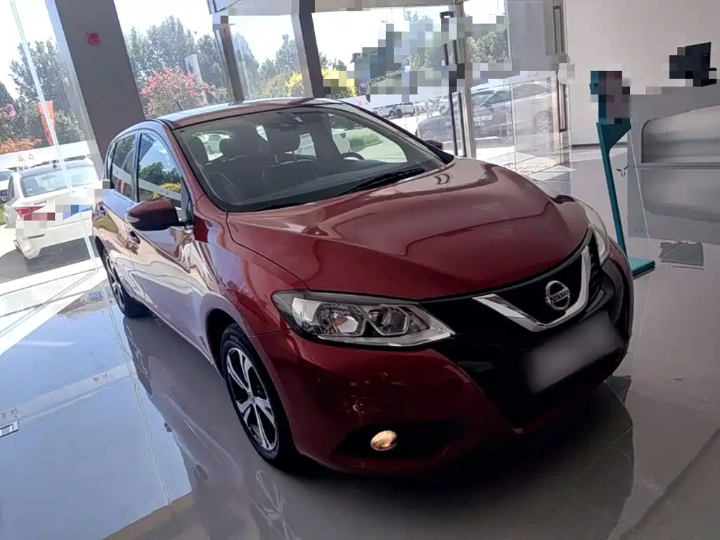 Nissan Tiida — миниатюра 4