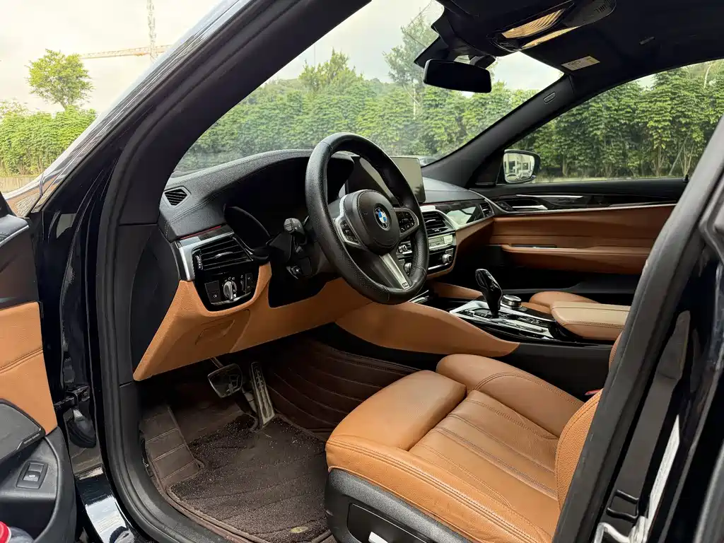 BMW 6 Series GT — миниатюра 3