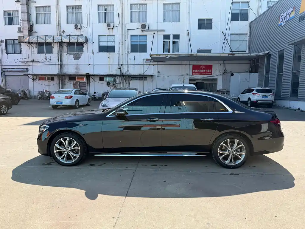 Mercedes-Benz E-Class E 2023 E 300 L Sport Luxury