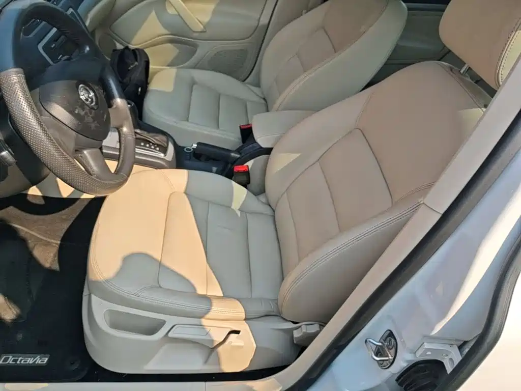 Skoda Octavia — миниатюра 15