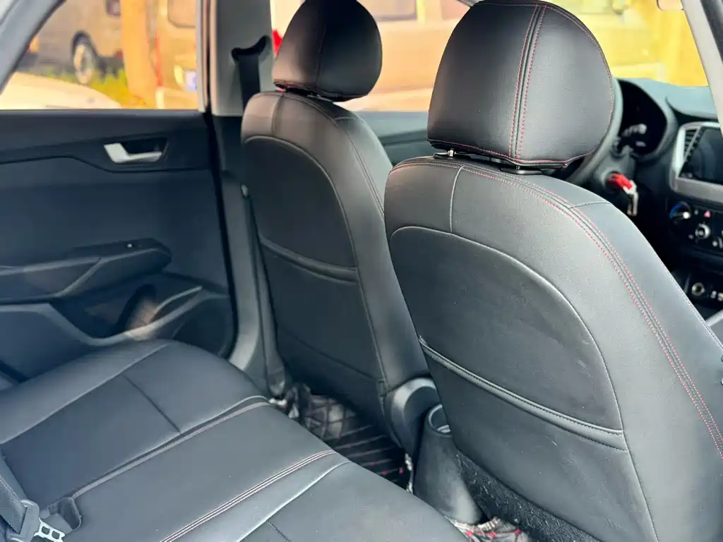 Hyundai Verna - фото 5