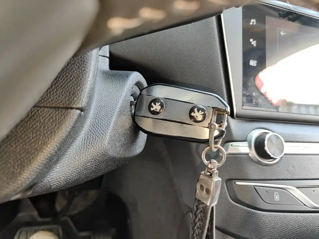 Peugeot 408 — миниатюра 9