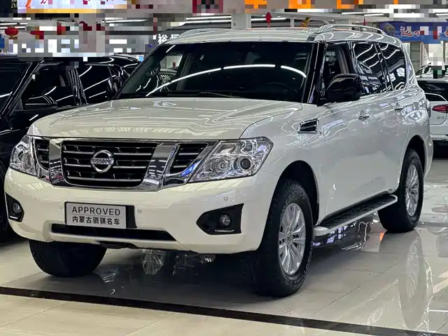 NISSAN TOURE 2017