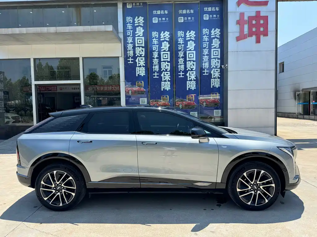 Cadillac IQ — миниатюра 12
