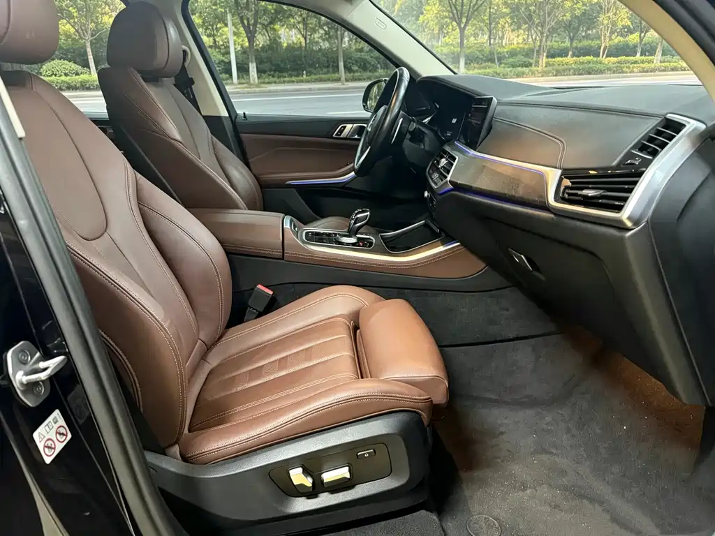 BMW X5 2022 xDrive40i M Sport