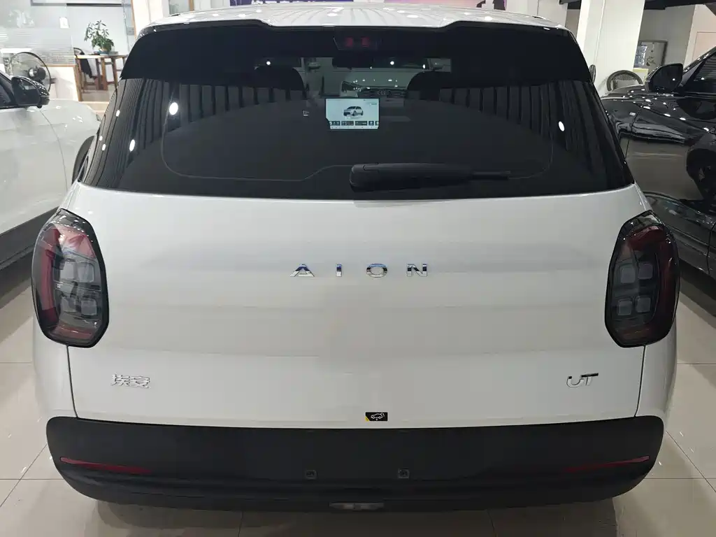 Aion AION UT — миниатюра 4