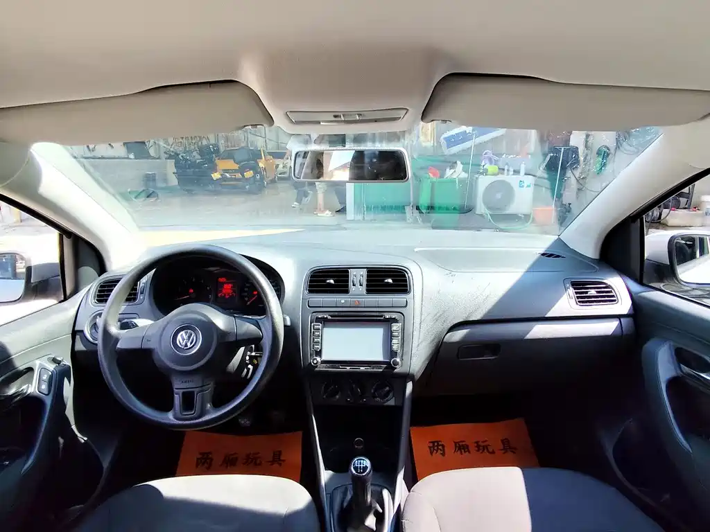 Volkswagen Polo — миниатюра 4