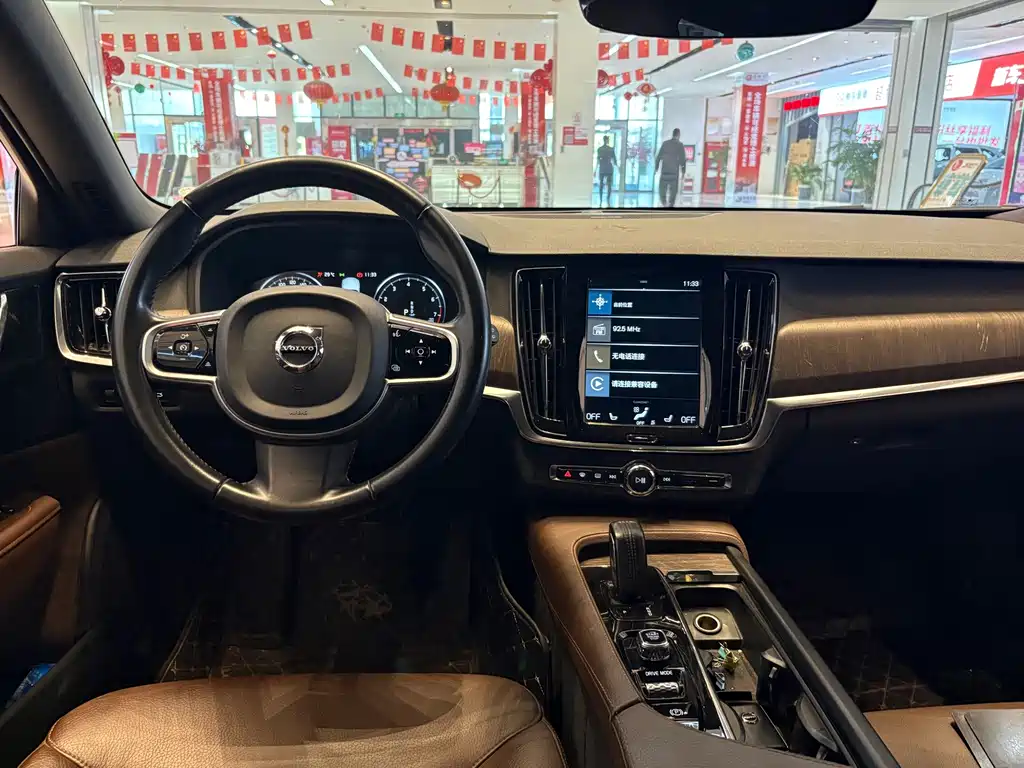 Volvo V90 — миниатюра 18