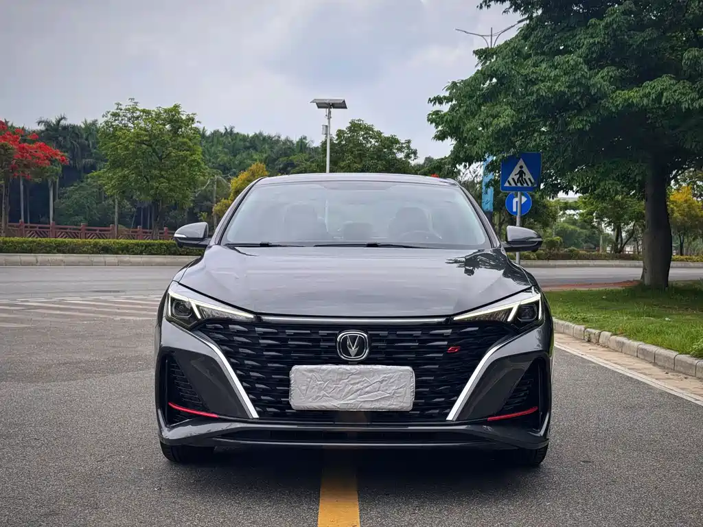 Changan Eado — миниатюра 2