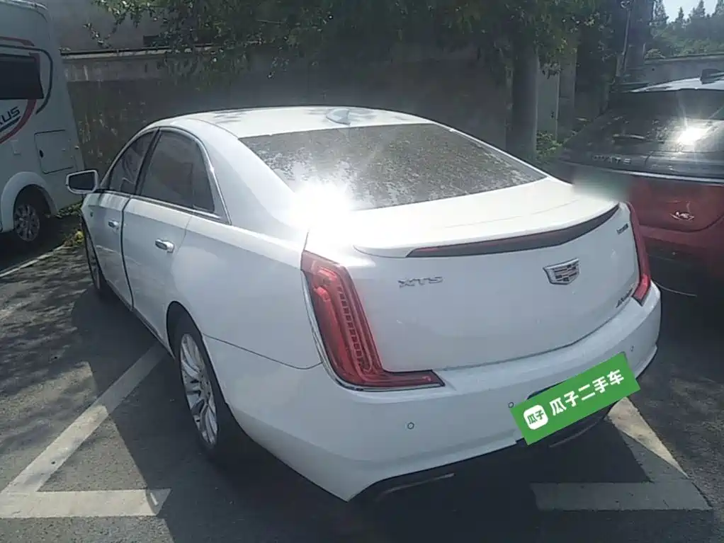 Cadillac XTS — миниатюра 5