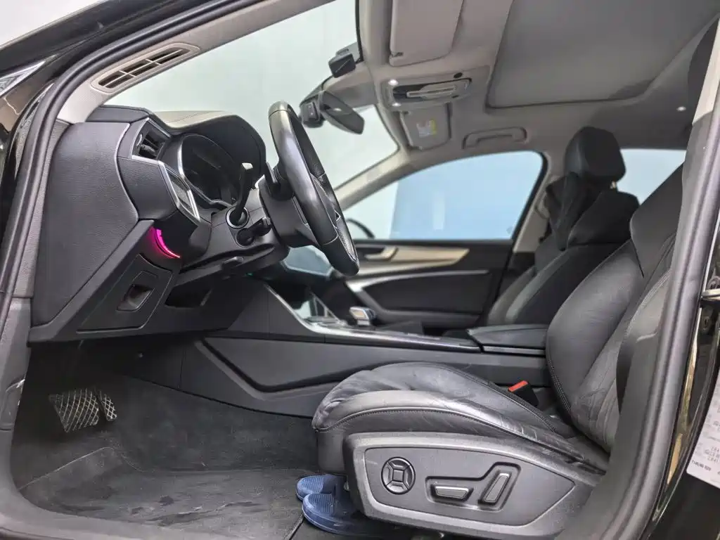 Audi A6 (Import) — миниатюра 6