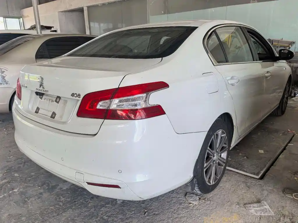 Peugeot 408 — миниатюра 3