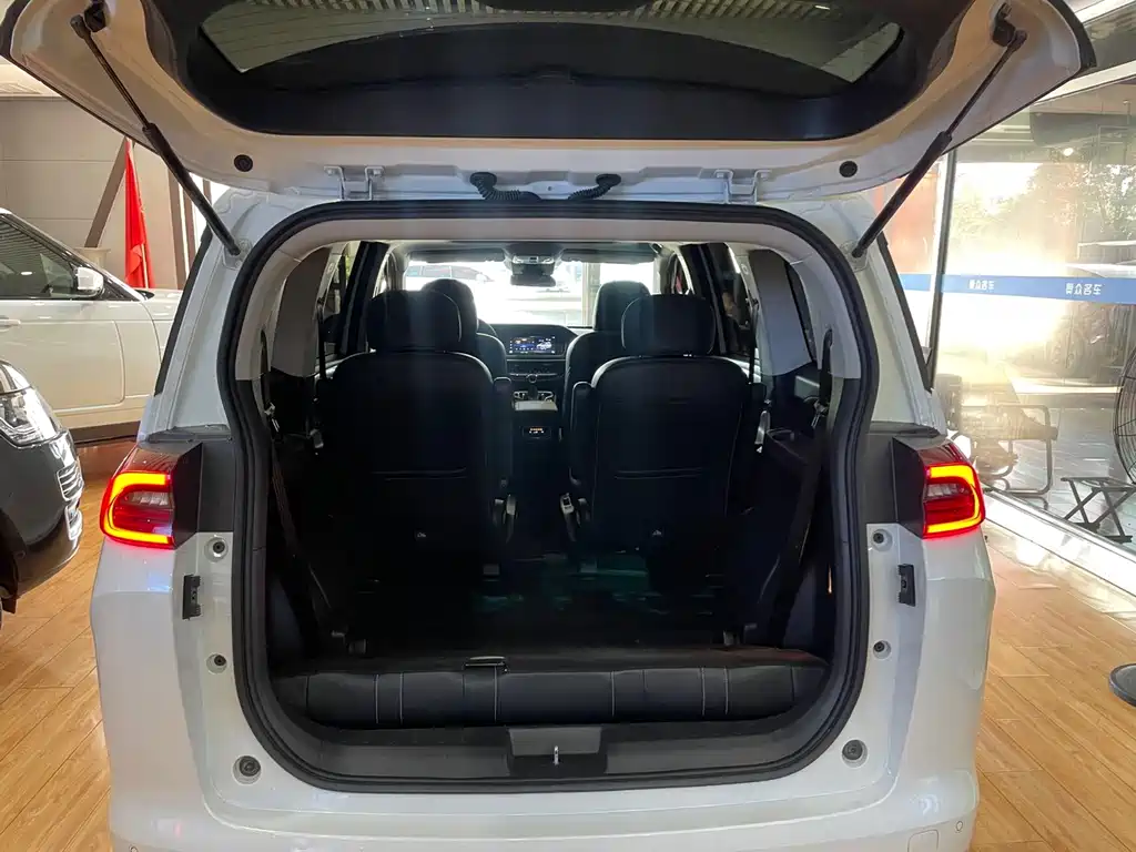 GAC Motor Trumpchi M6 — миниатюра 11