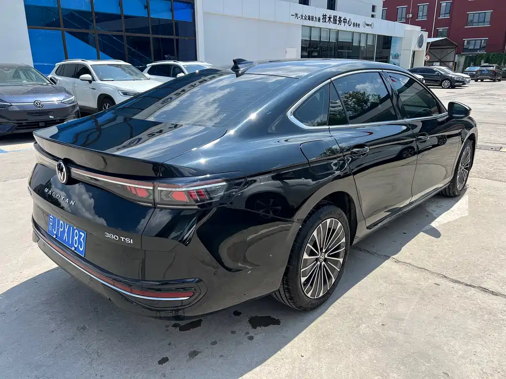 Volkswagen Magotan — миниатюра 5
