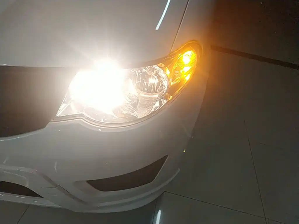 Wuling Hongguang — миниатюра 24