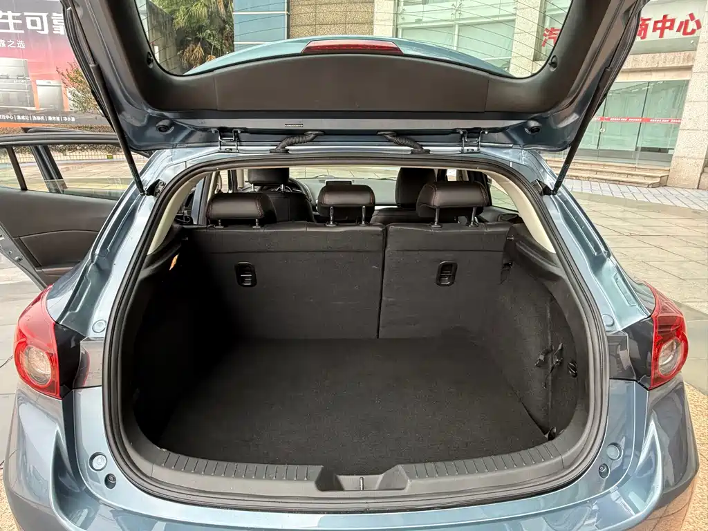Mazda 3 Axela — миниатюра 15