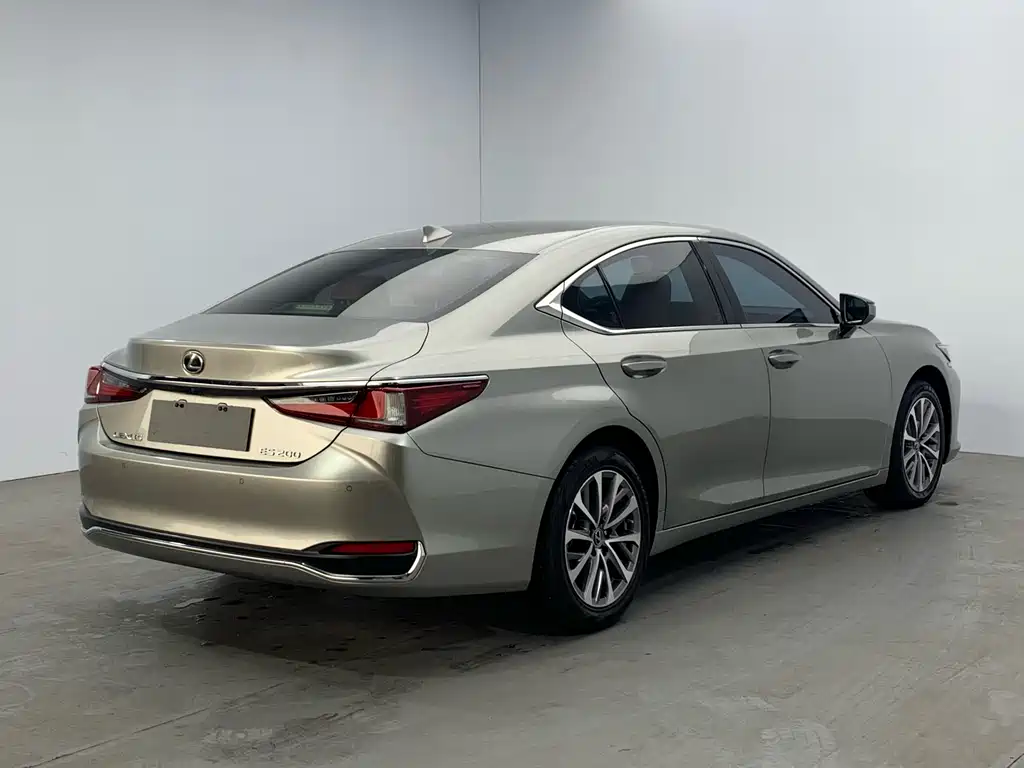 Lexus ES 2022 200