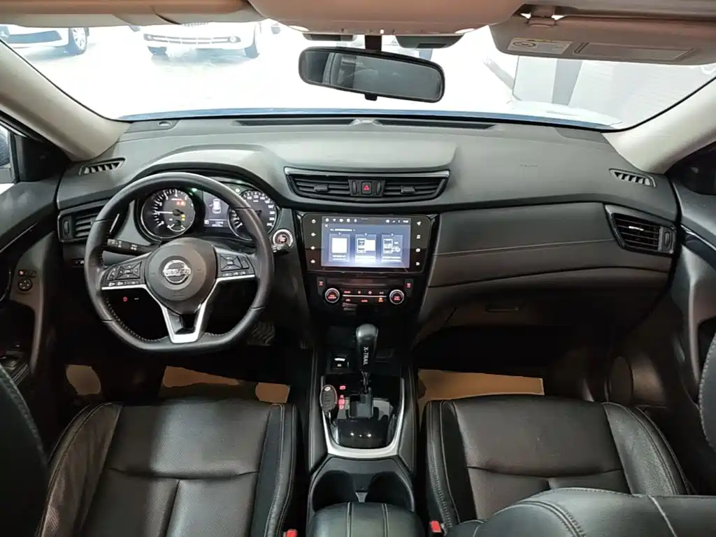 Nissan X-Trail — миниатюра 10