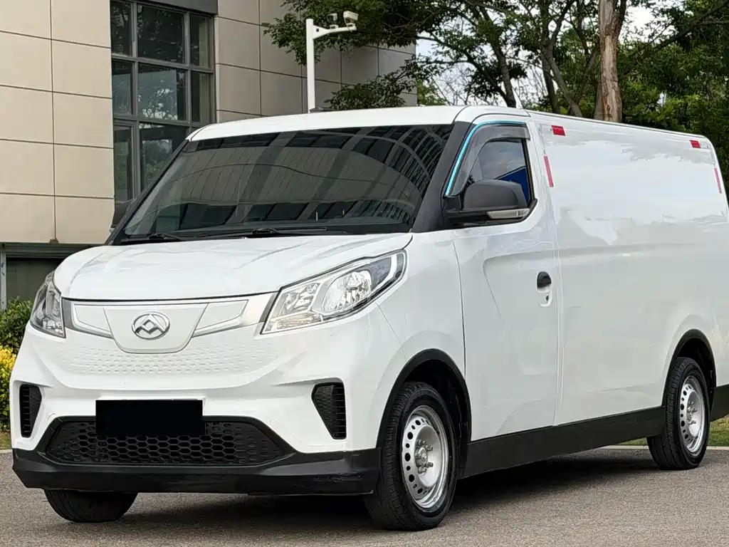 Maxus EV30