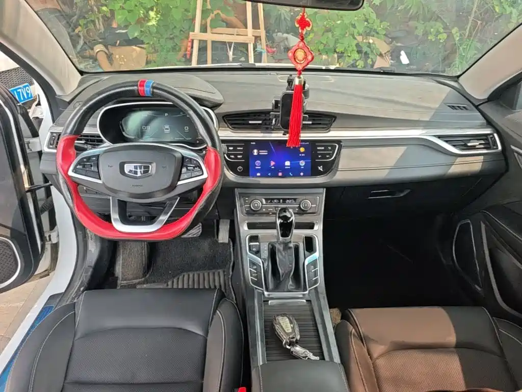 Geely Emgrand — миниатюра 10