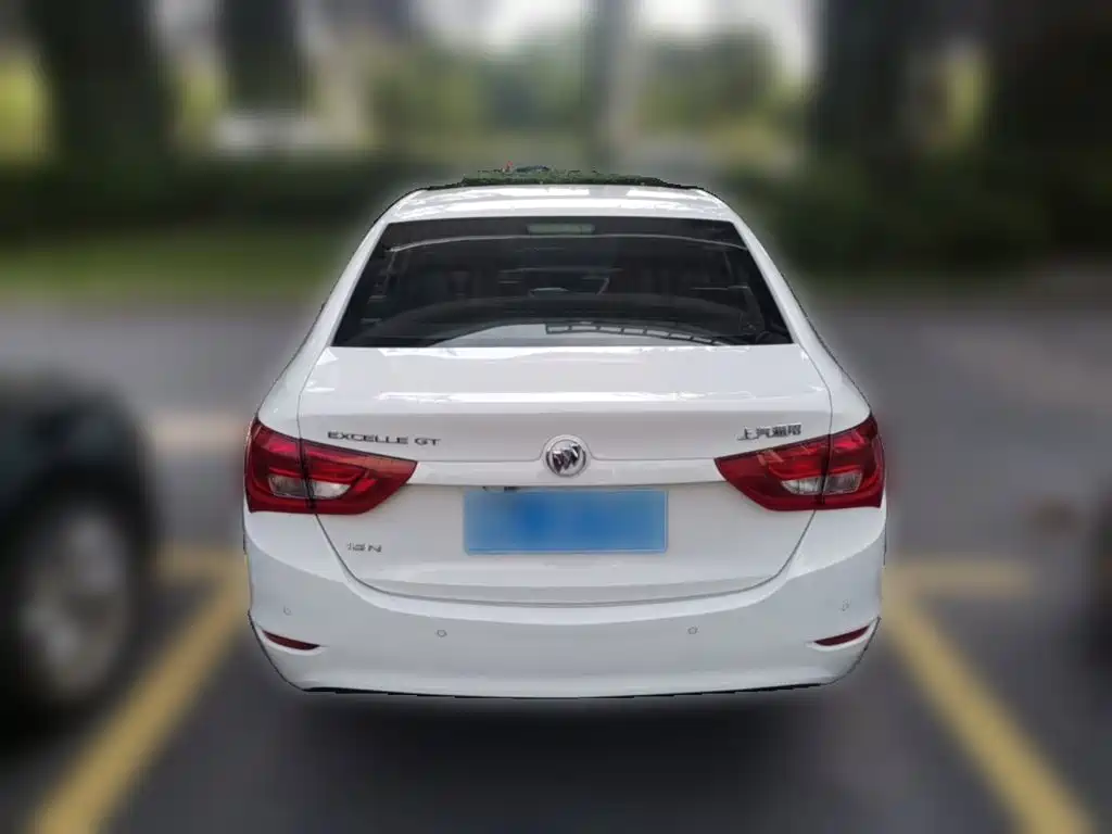 Buick Excelle — миниатюра 10