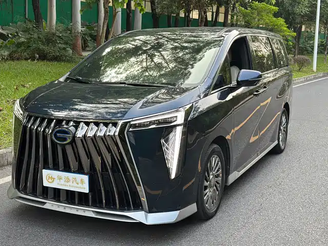 GAC Trumpchi M8