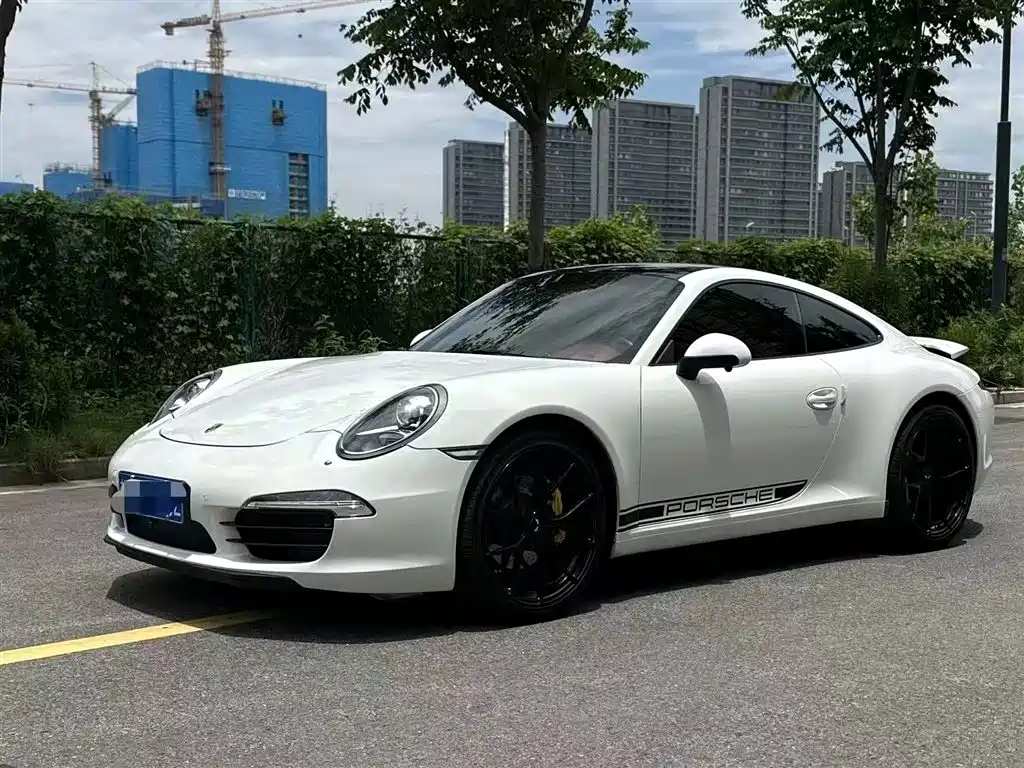 Porsche 911 2015