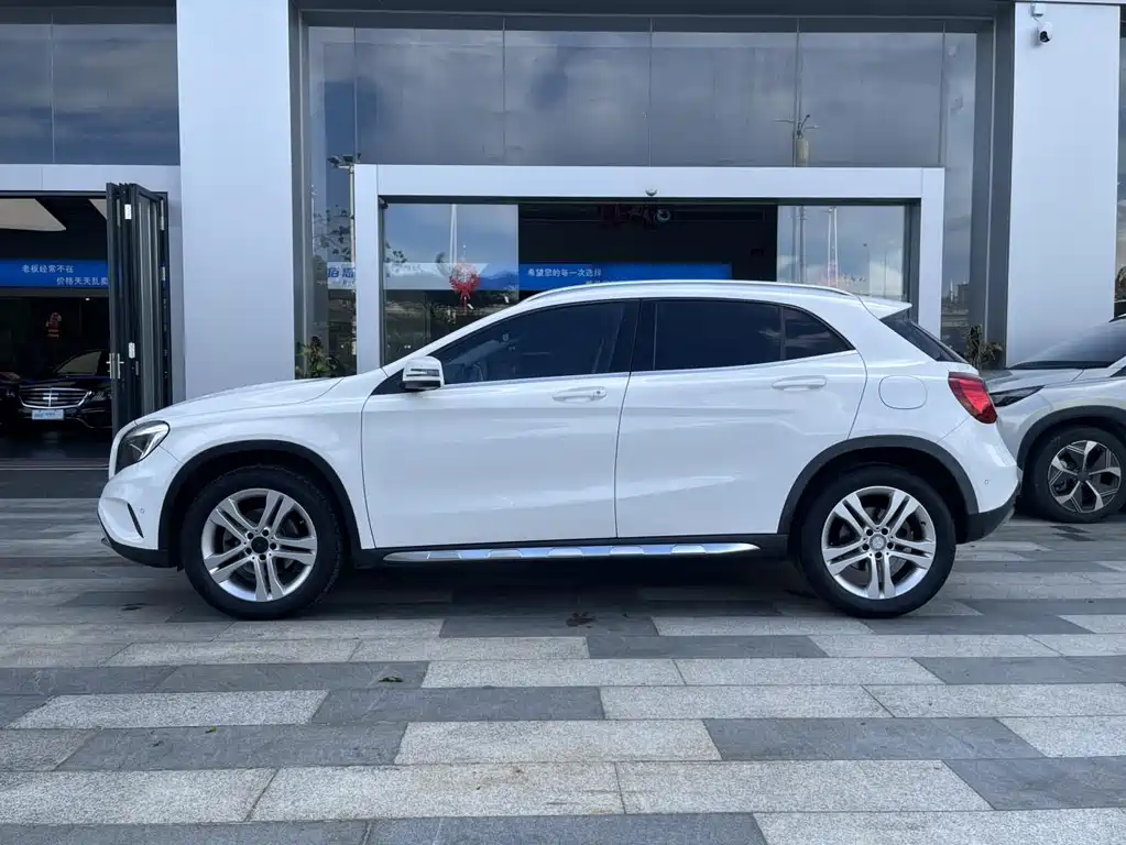 Mercedes-Benz GLA — миниатюра 3