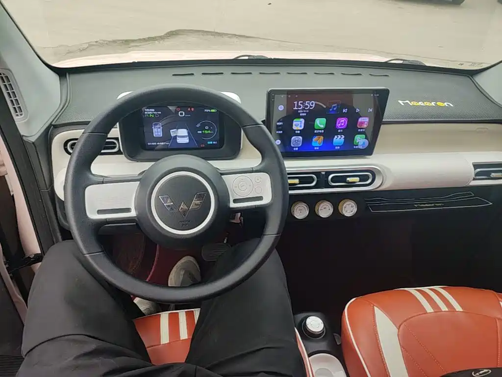 Wuling MINIEV — миниатюра 10