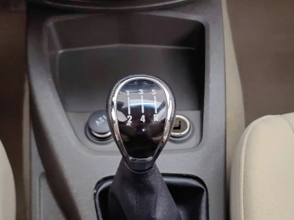 Wuling Hongguang — миниатюра 13