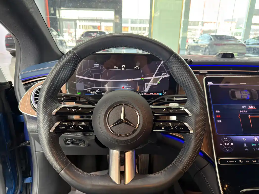 Mercedes-Benz EQE — миниатюра 9