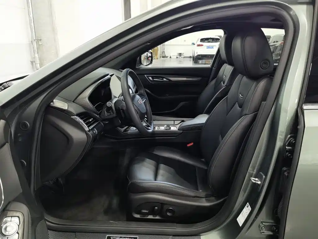 Cadillac CT5 2023 28T Luxury ( Standard )