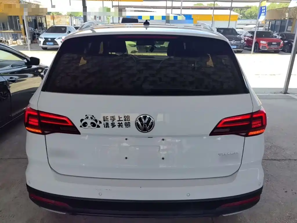 Volkswagen Tharu — миниатюра 6
