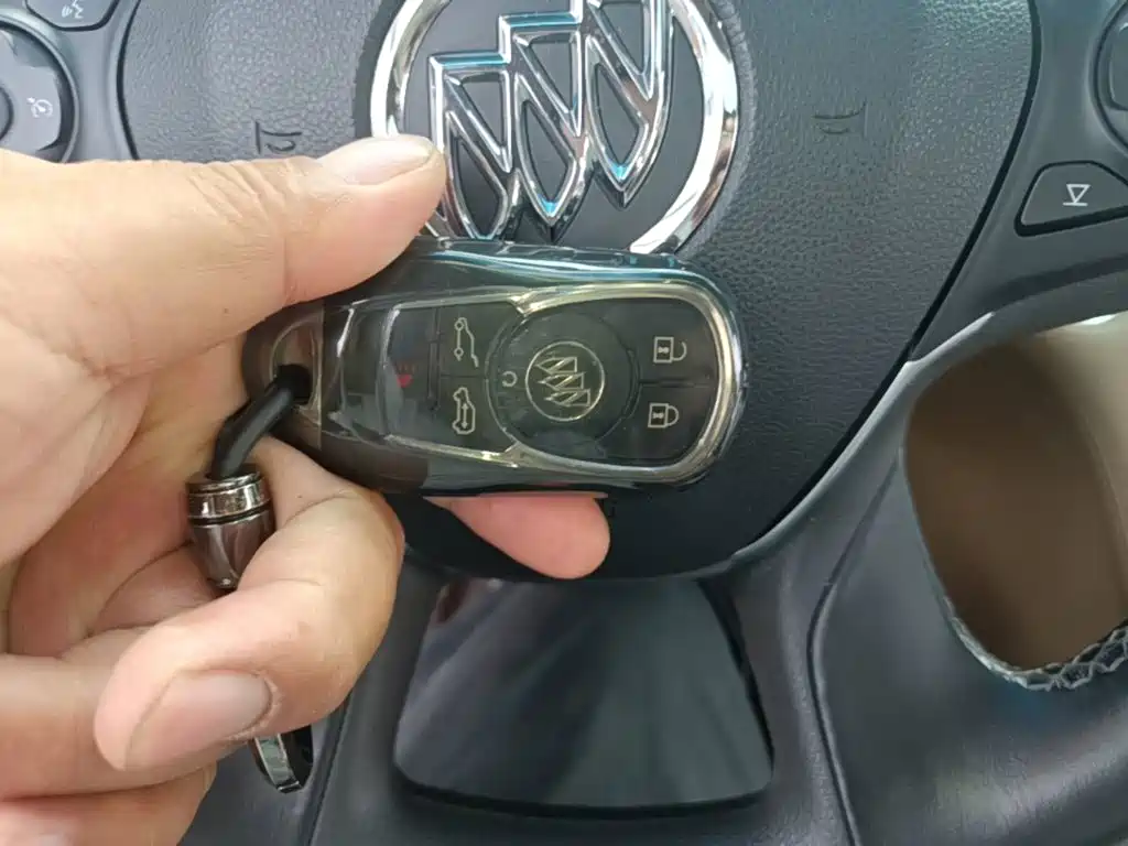 Buick GL8 — миниатюра 9