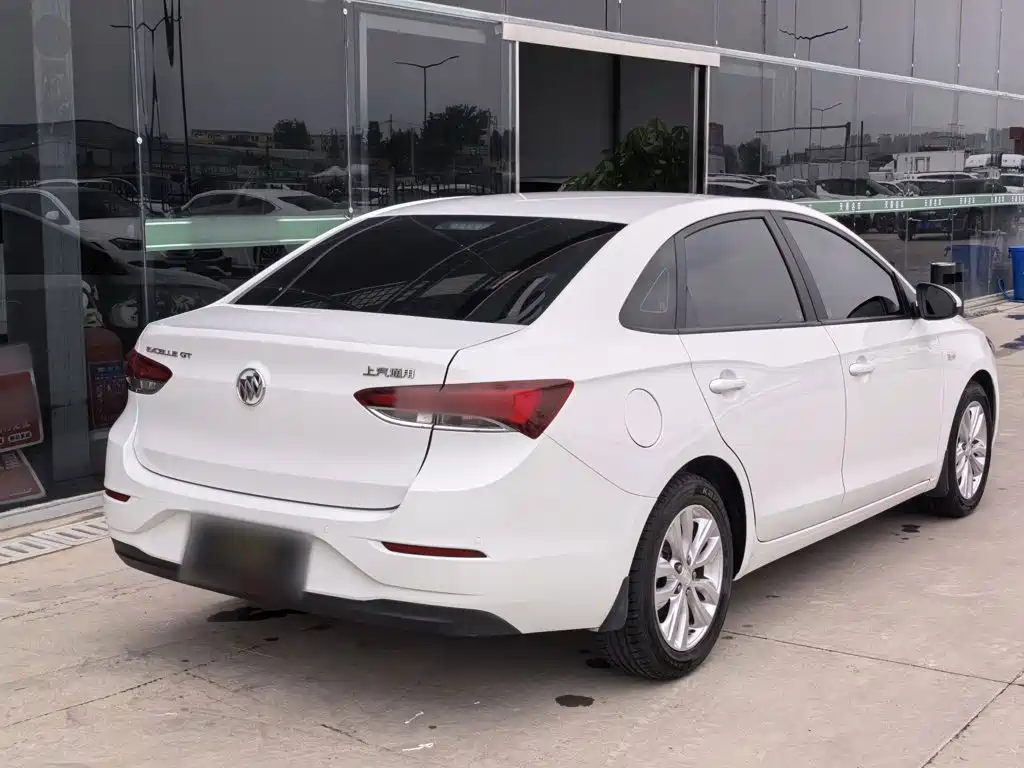 Buick Excelle — миниатюра 12